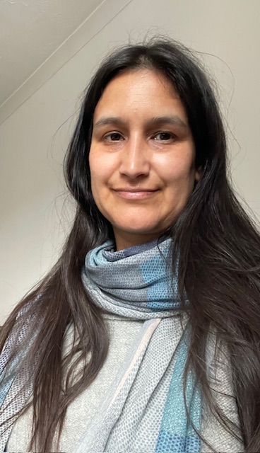 IMG_2125 (1) Ros's profile picture